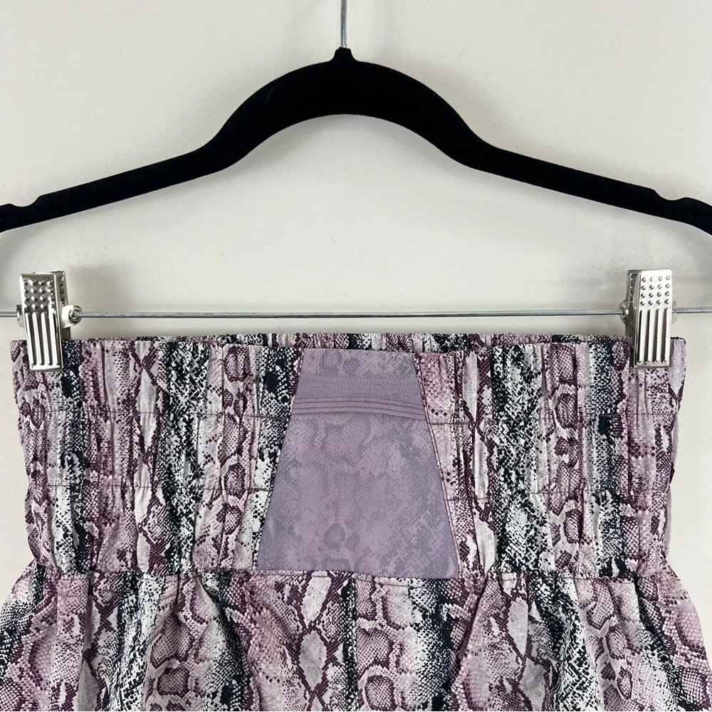 Free People Movement The Way Home High Rise Athletic Shorts Anaconda Print NWT - Picture 7 of 14